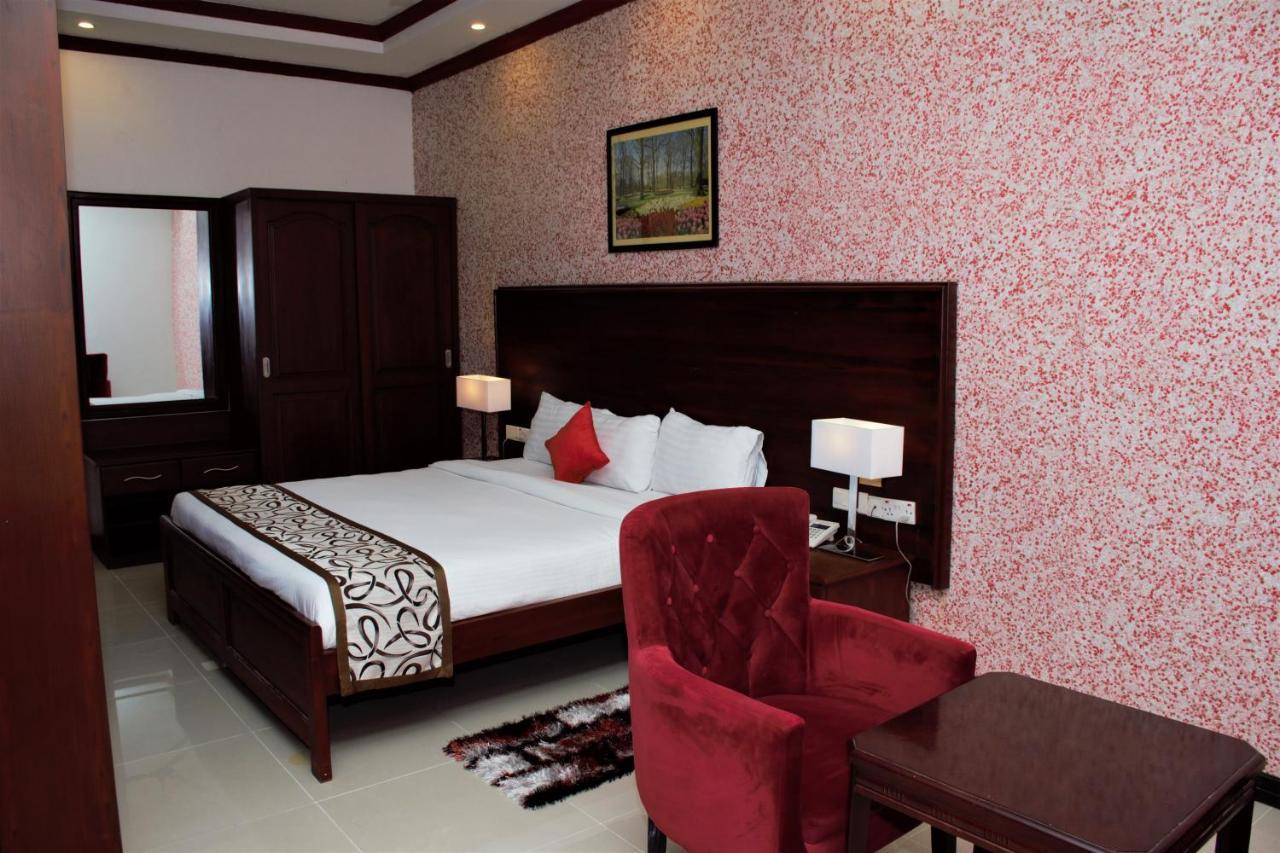 Hotel Blue Sapphire Νταρ ες Σαλάμ Εξωτερικό φωτογραφία