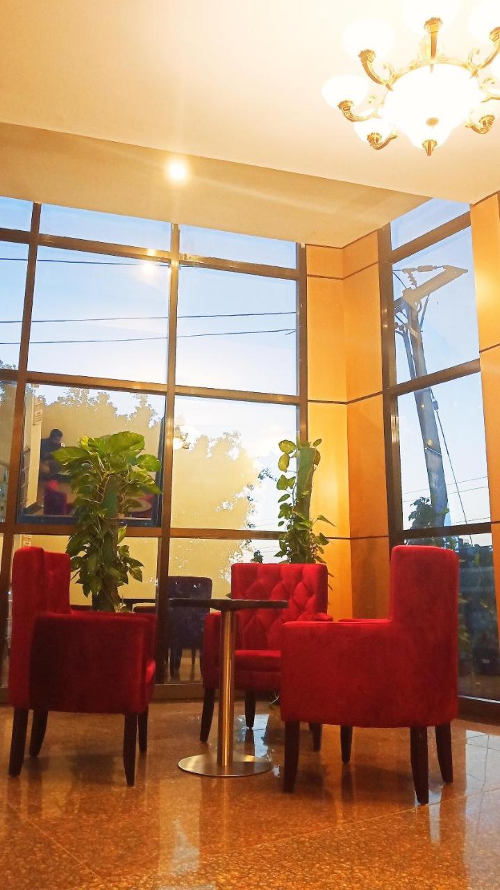 Hotel Blue Sapphire Νταρ ες Σαλάμ Εξωτερικό φωτογραφία
