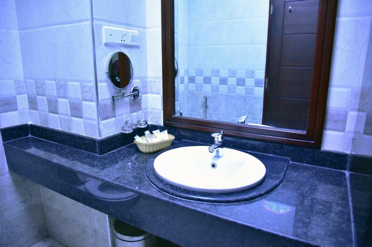 Hotel Blue Sapphire Νταρ ες Σαλάμ Εξωτερικό φωτογραφία